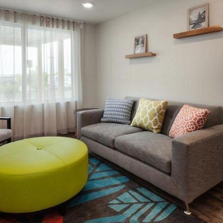 Woodspring Suites Columbus Urbancrest グローブ・シティ エクステリア 写真